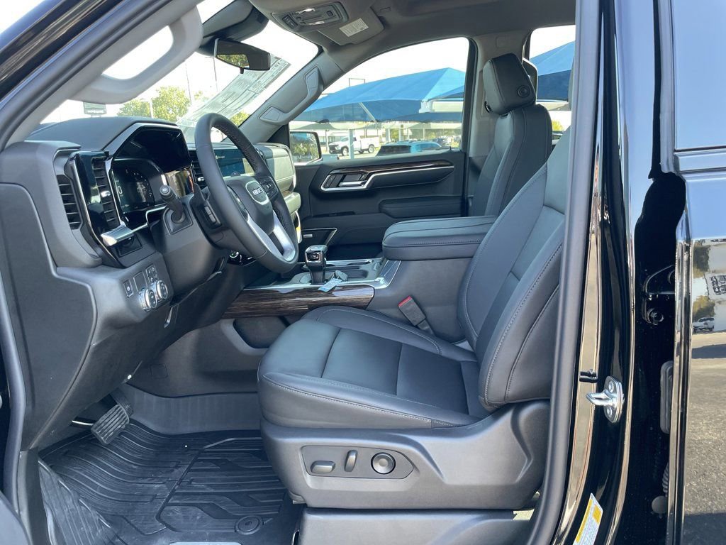 New 2026 GMC Sierra 1500 Elevation w/ Elevation Premium Package image 10
