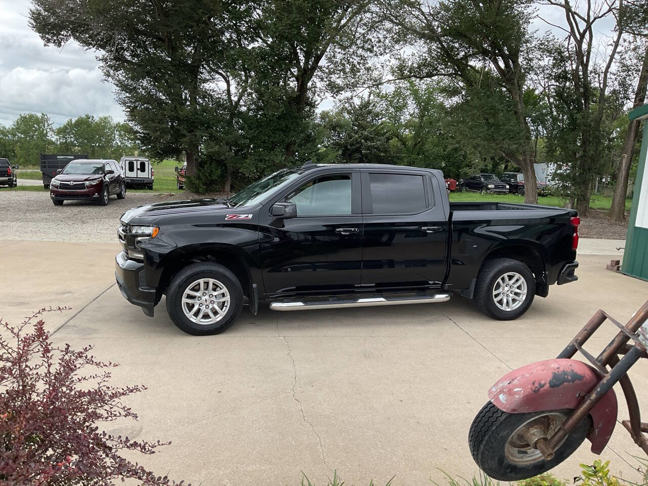 Used 2021 Chevrolet Silverado 1500 RST image 6
