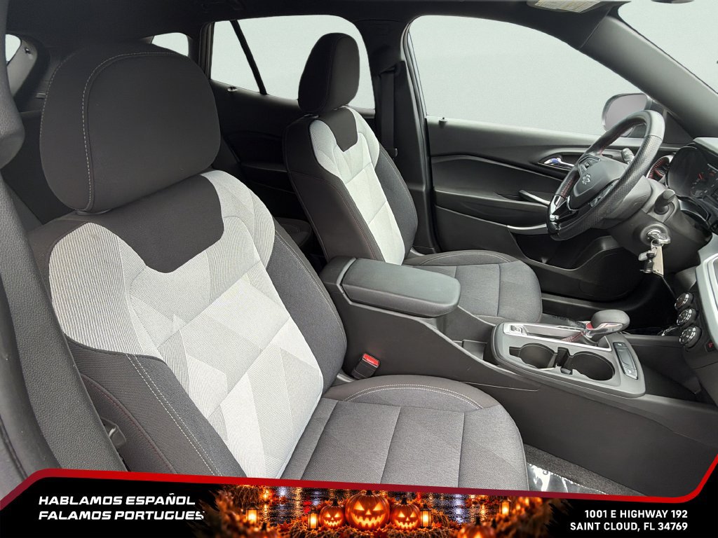 Used 2024 Chevrolet Trax RS w/ Driver Confidence Package FWD image 30