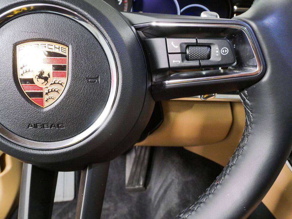 Certified 2023 Porsche Panamera Platinum Edition RWD image 11
