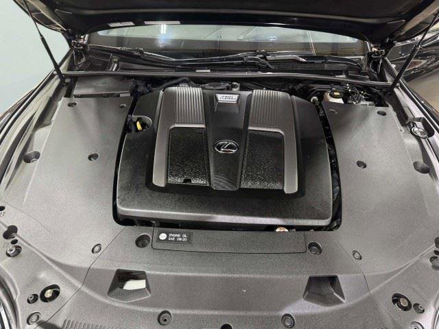 Used 2018 Lexus LS 500 F Sport w/ Accessory Package (Z1) AWD/4WD image 46