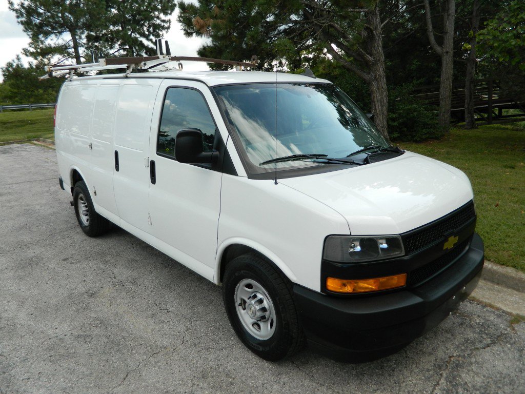 Used 2019 Chevrolet Express 2500 w/ Communications Package RWD image 3