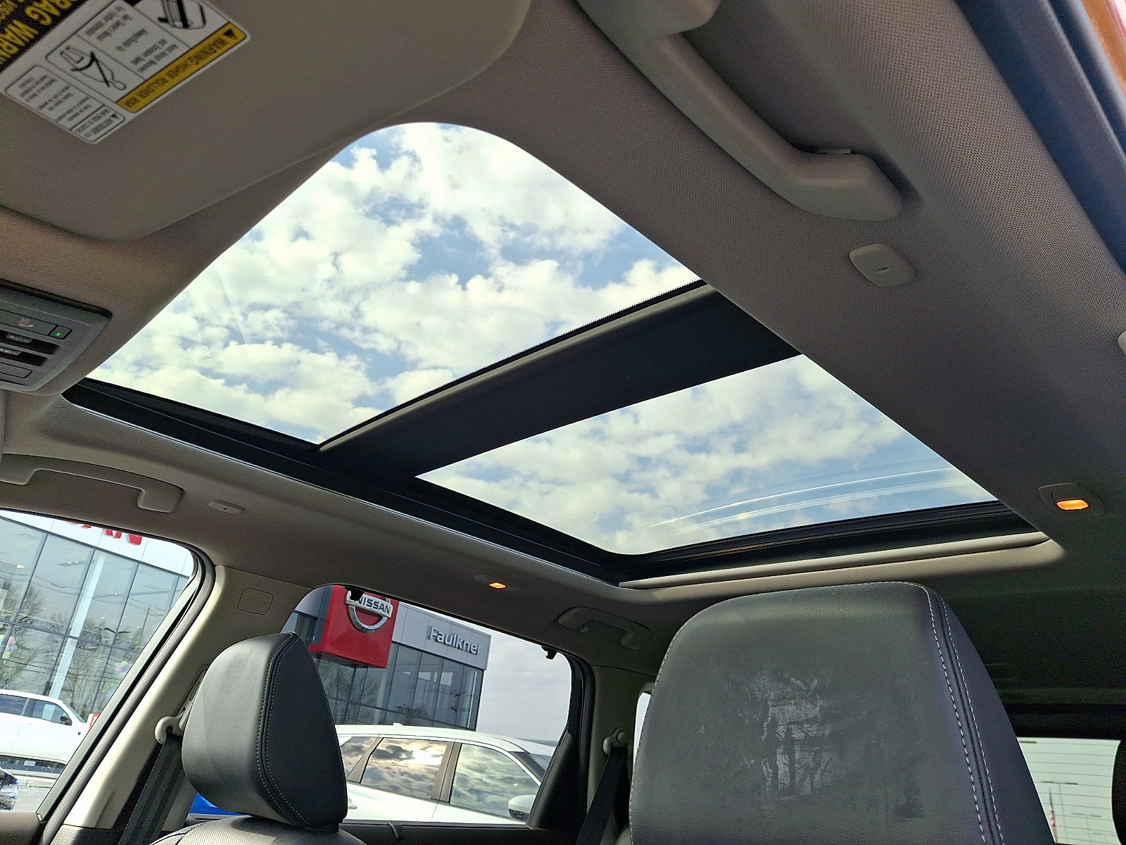 Certified 2023 Nissan Rogue Platinum w/ Platinum Premium Package image 14