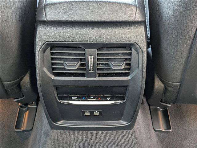 Used 2023 BMW i4 eDrive35 RWD image 17
