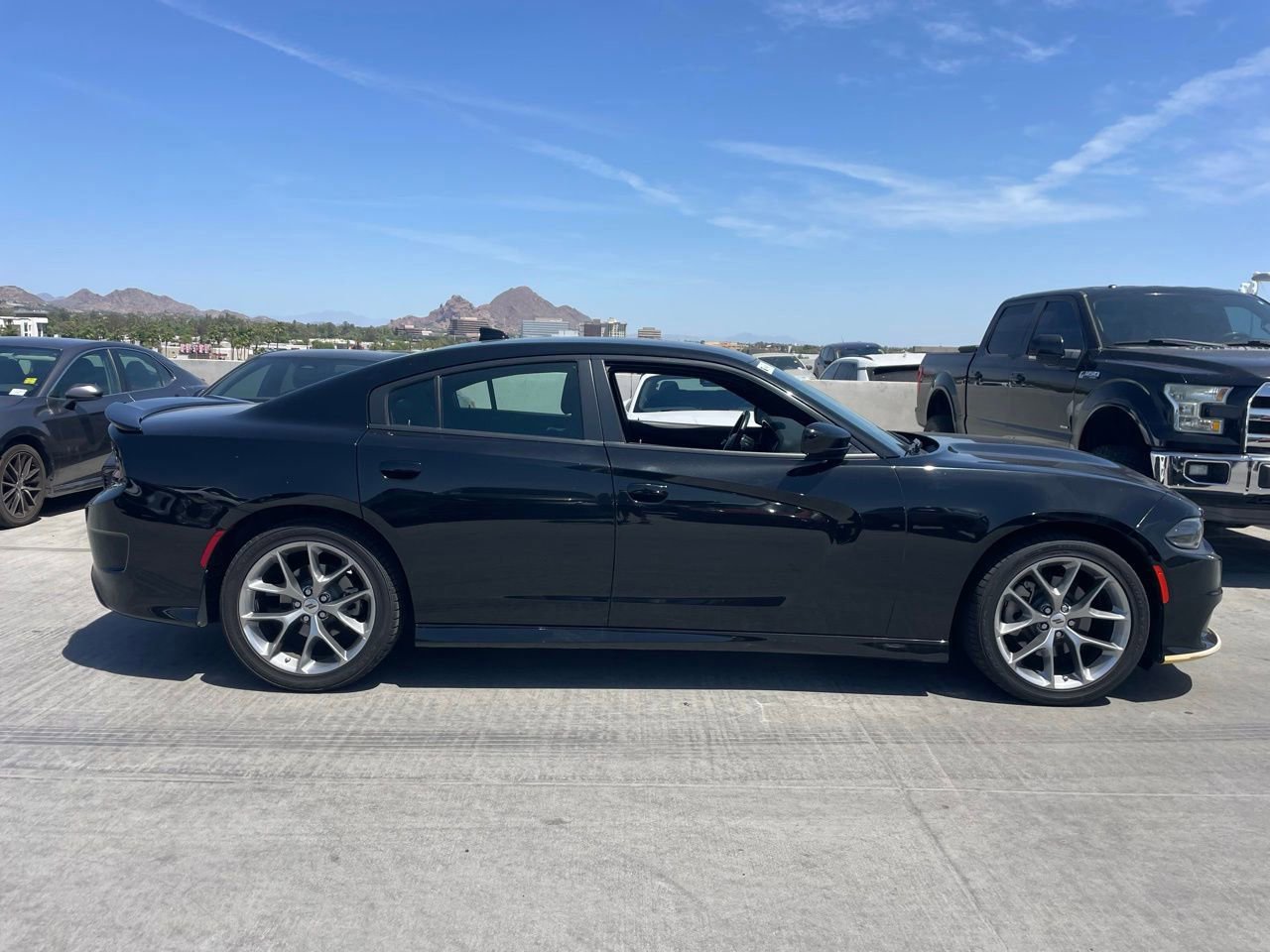 Used 2023 Dodge Charger GT w/ Technology Group RWD image 3
