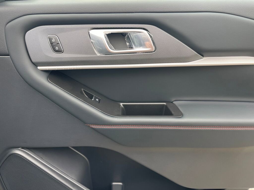 New 2026 Ford Explorer ST-Line image 16