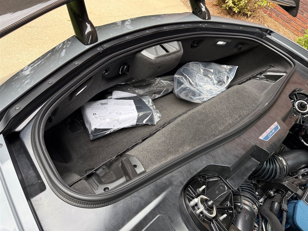 Used 2025 Chevrolet Corvette ZR1 w/ ZR1 Carbon Fiber Aero Package image 77