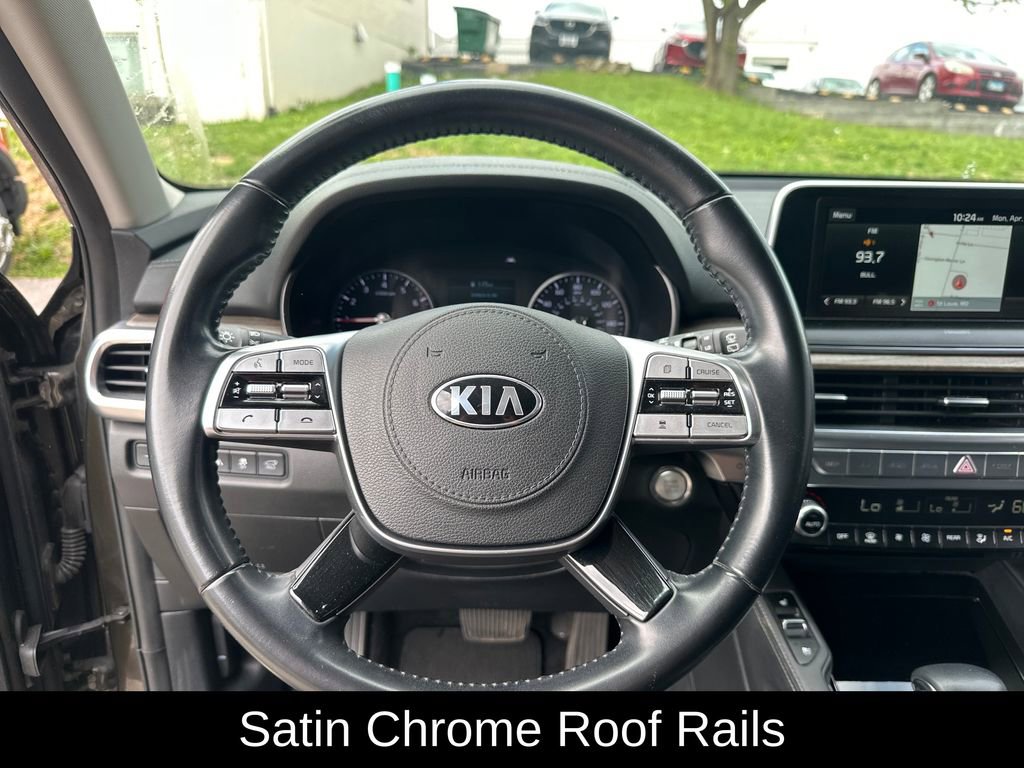 Used 2021 Kia Telluride EX w/ EX Premium Package image 16