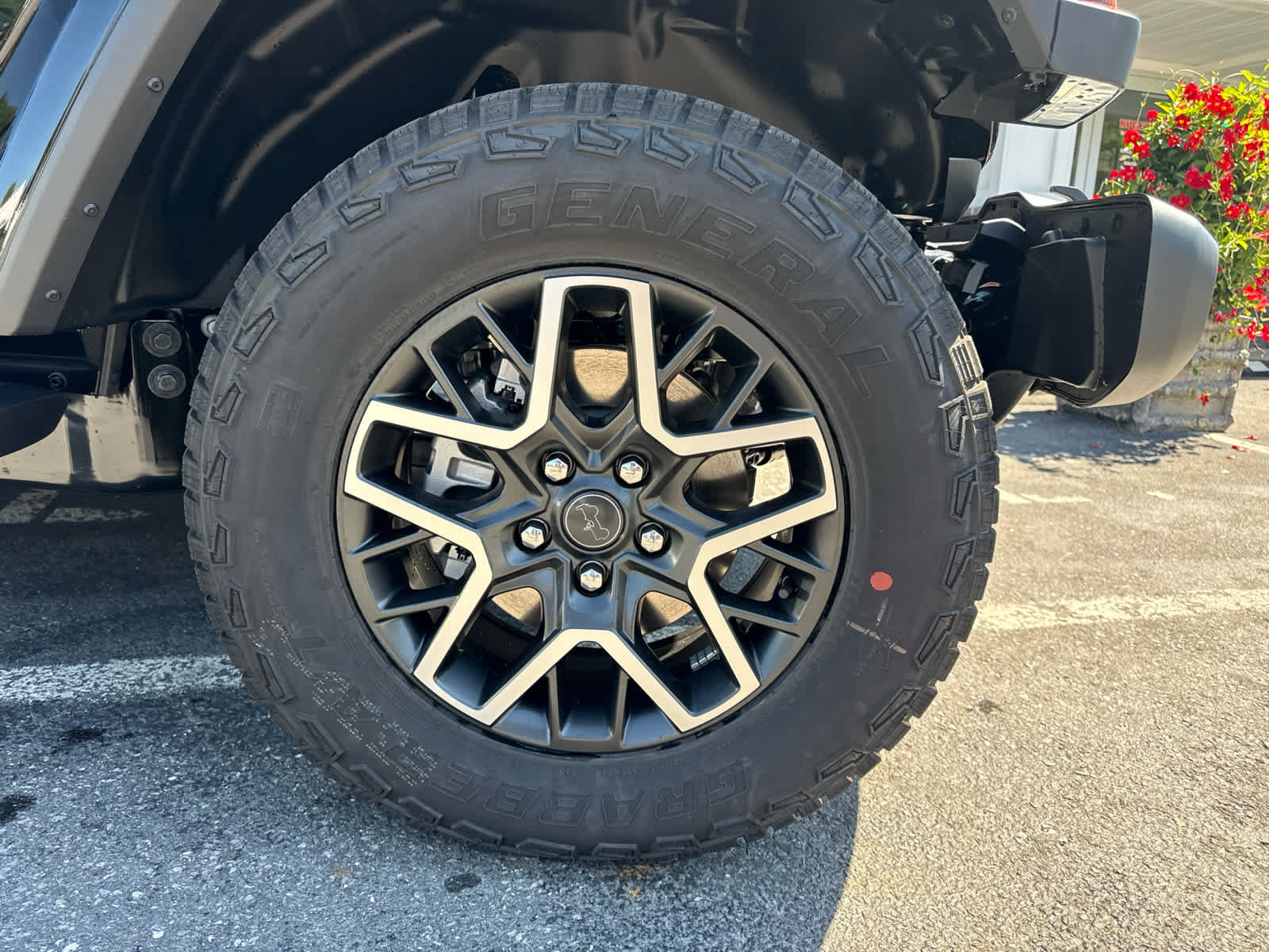 New 2027 Jeep Wrangler Unlimited Sahara AWD/4WD image 8
