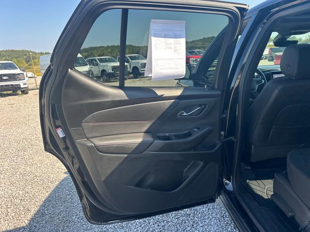Used 2022 Chevrolet Traverse RS image 39