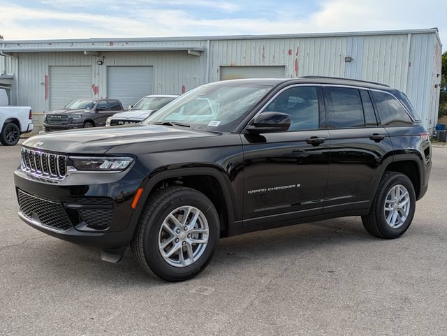 New 2026 Jeep Grand Cherokee Laredo X RWD image 6