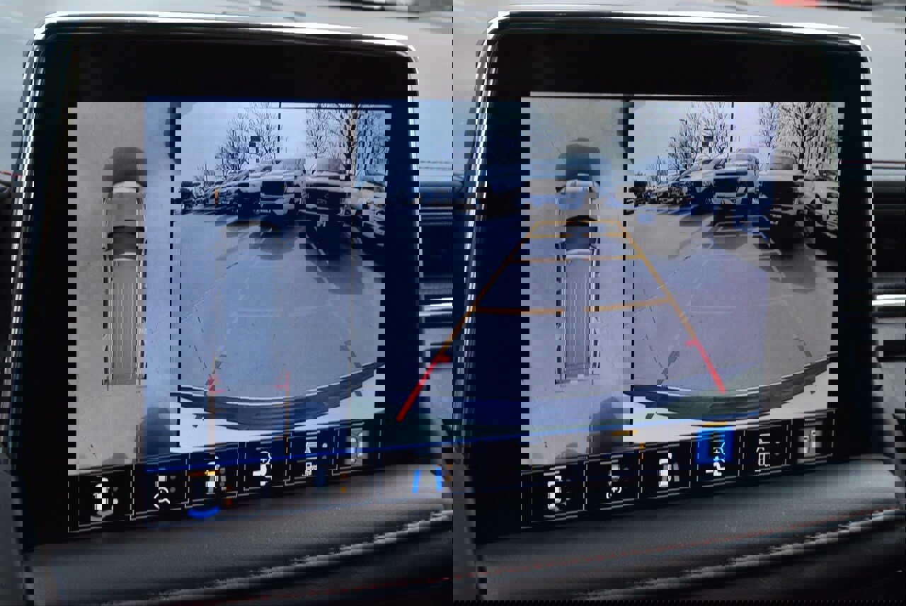 Used 2021 Chevrolet Tahoe RST w/ Luxury Package image 30