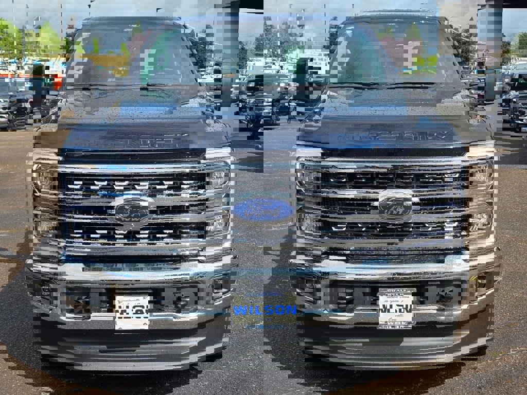 New 2025 Ford F350 Lariat w/ FX4 Off-Road Package image 3