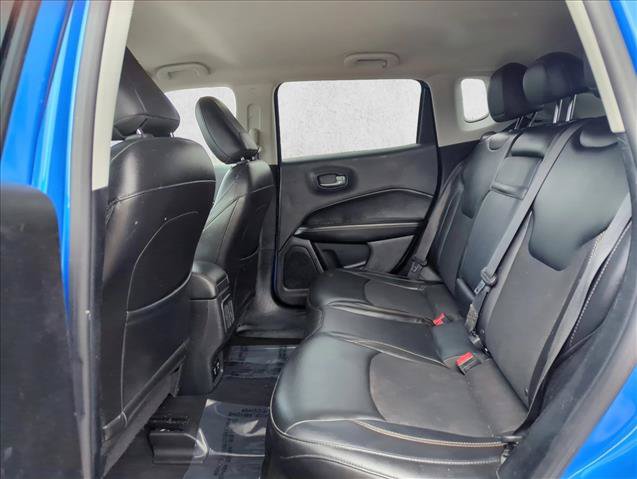 Used 2018 Jeep Compass Latitude w/ Popular Equipment Group FWD image 17