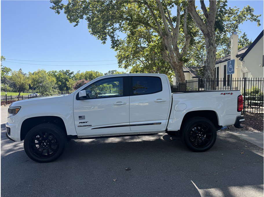 Used 2019 Chevrolet Colorado LT w/ Colorado RST Special Edition AWD/4WD image 4