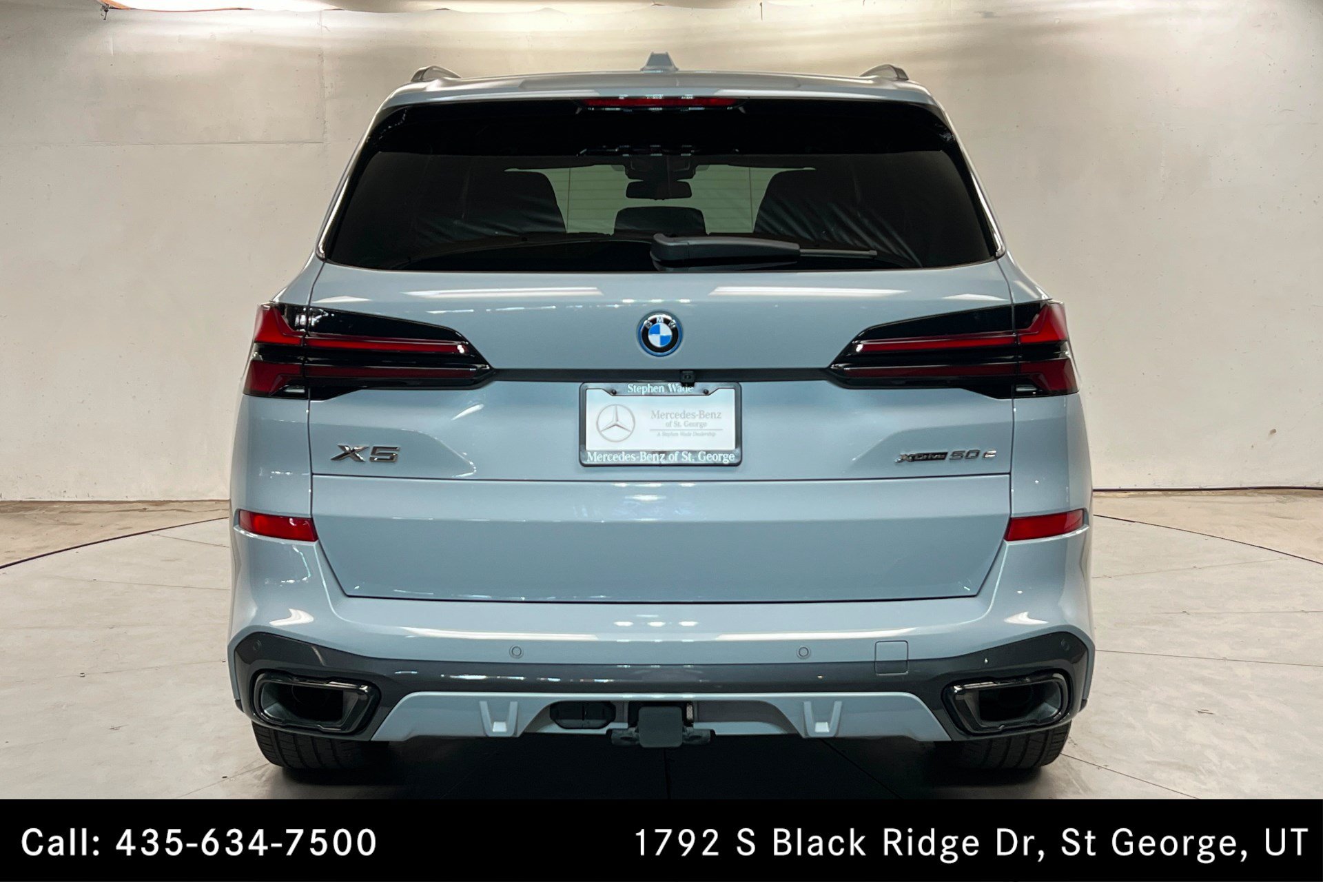Used 2026 BMW X5 xDrive50e w/ M Sport Package AWD/4WD image 4