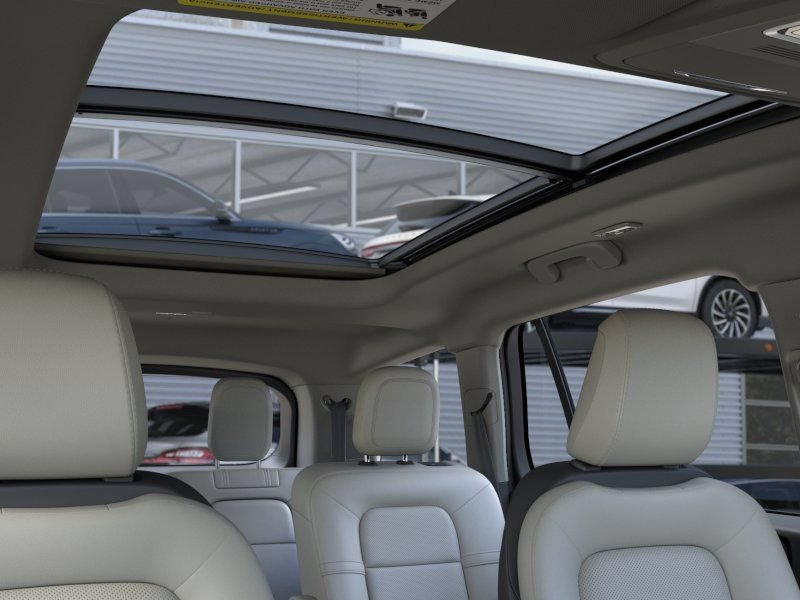 New 2026 Lincoln Aviator 2WD image 22