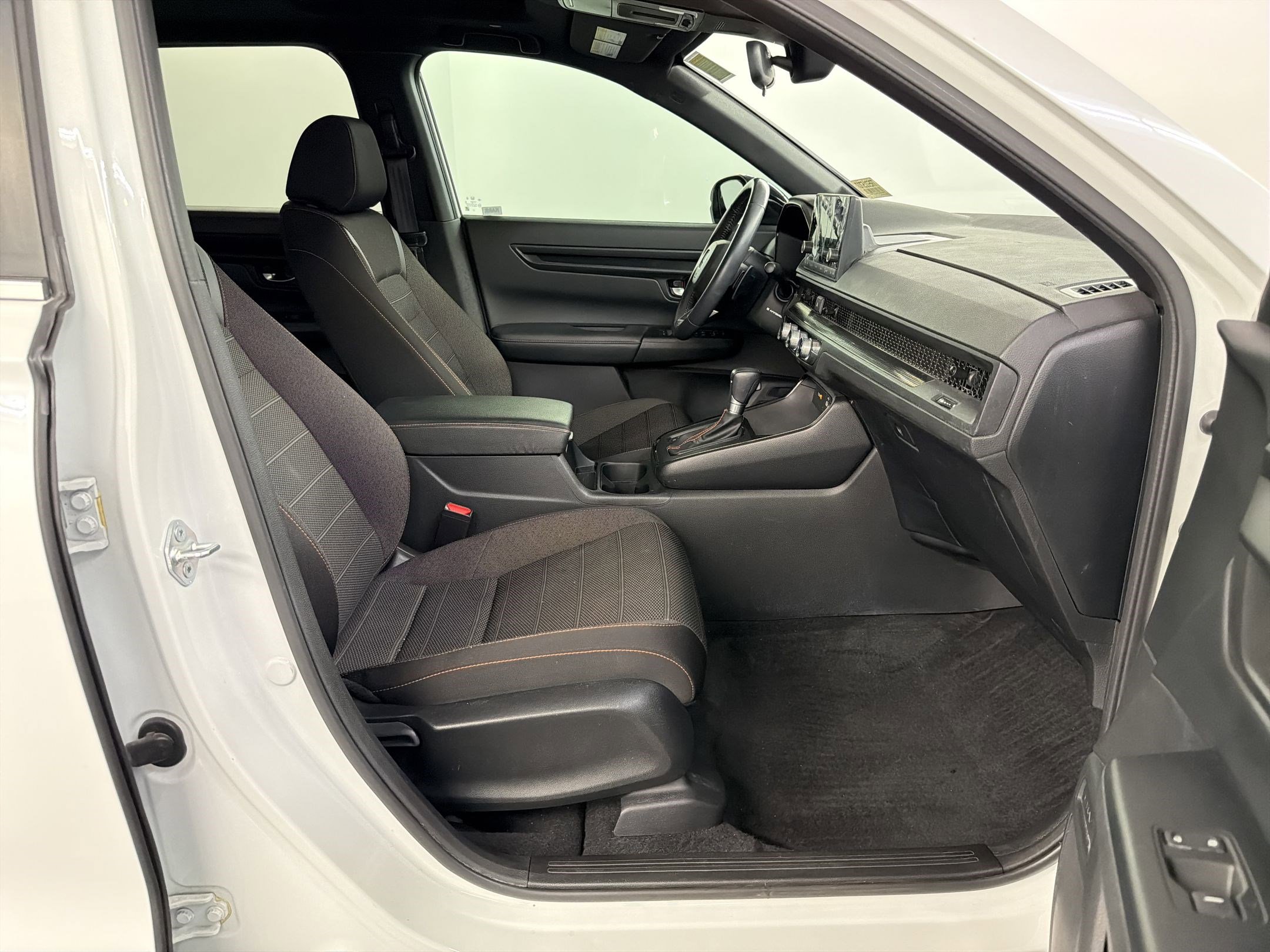 Certified 2024 Honda CR-V Sport image 30