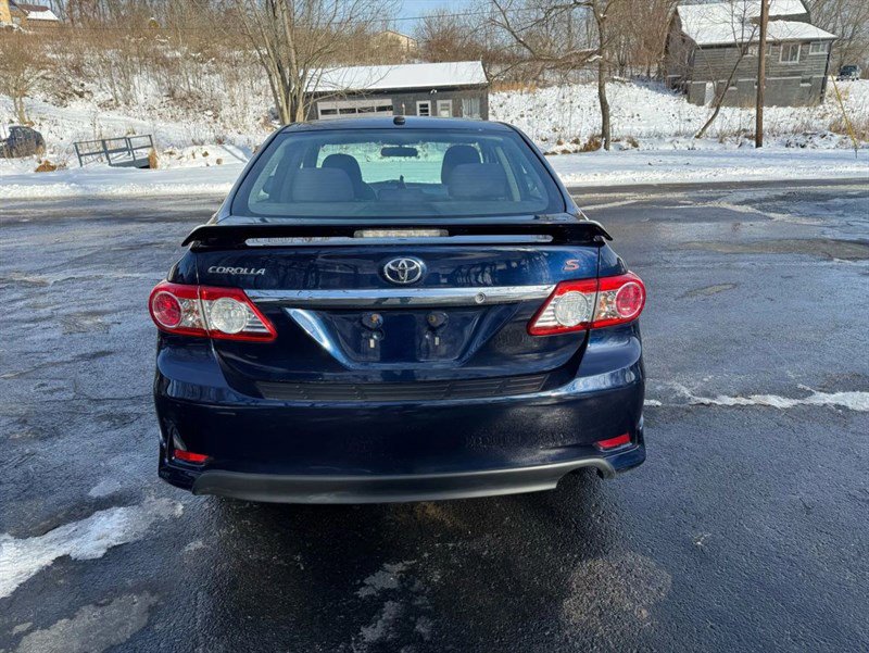 Used 2011 Toyota Corolla S image 5