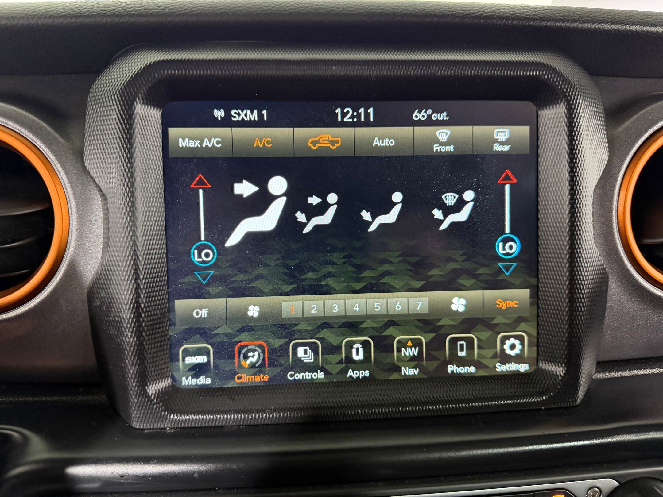 Used 2020 Jeep Gladiator Mojave AWD/4WD image 21