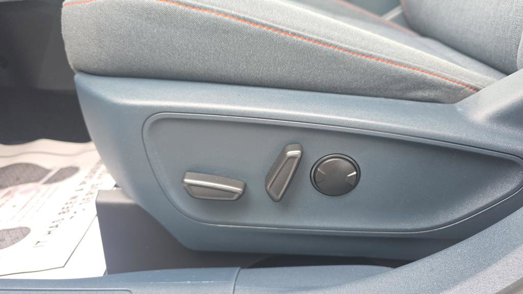 Certified 2022 Ford Maverick XLT w/ XLT Luxury Package image 17