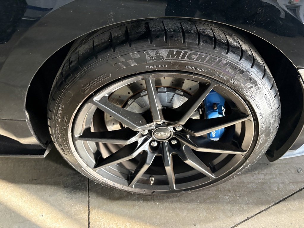 Used 2017 Ford Mustang Shelby GT350 image 28