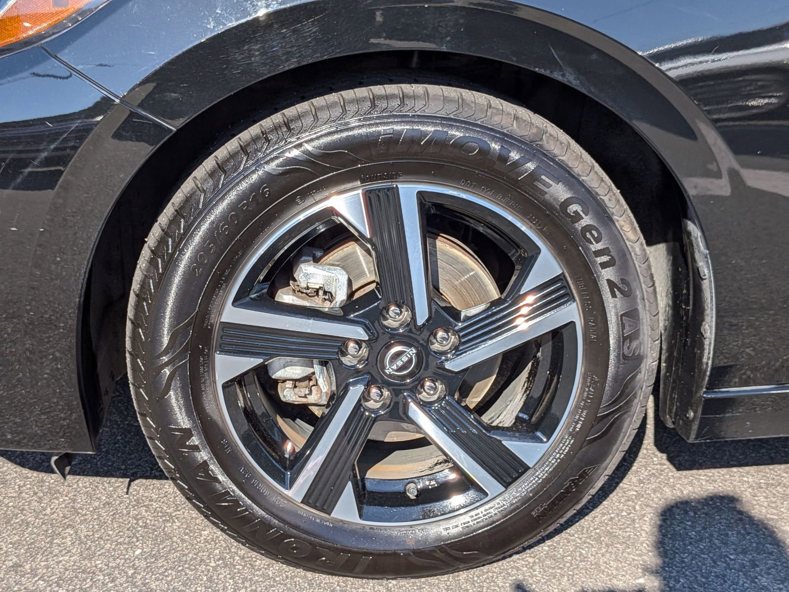 Used 2024 Nissan Sentra SV FWD image 10
