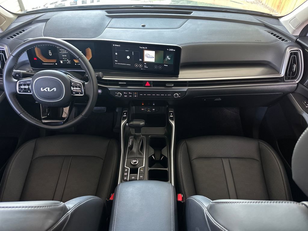 Used 2025 Kia Sorento S image 26