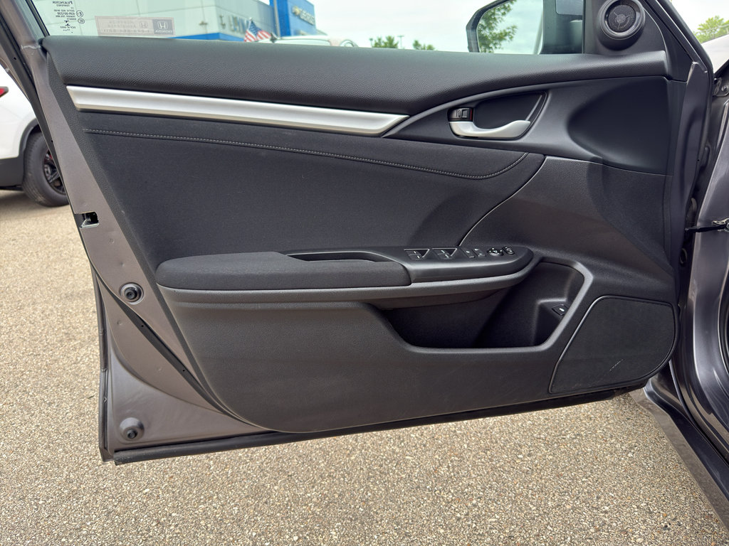 Used 2018 Honda Civic EX-T image 9