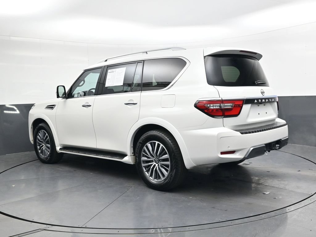 Used 2024 Nissan Armada SL w/ Captain's Chairs Package image 5
