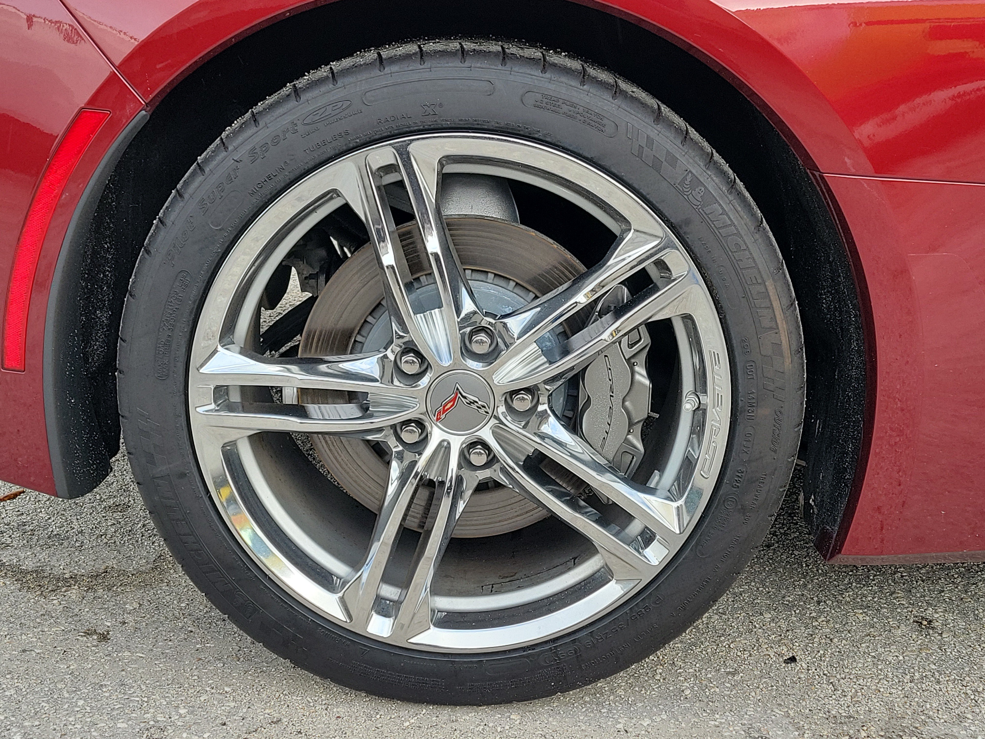 Used 2016 Chevrolet Corvette Stingray Coupe RWD image 2