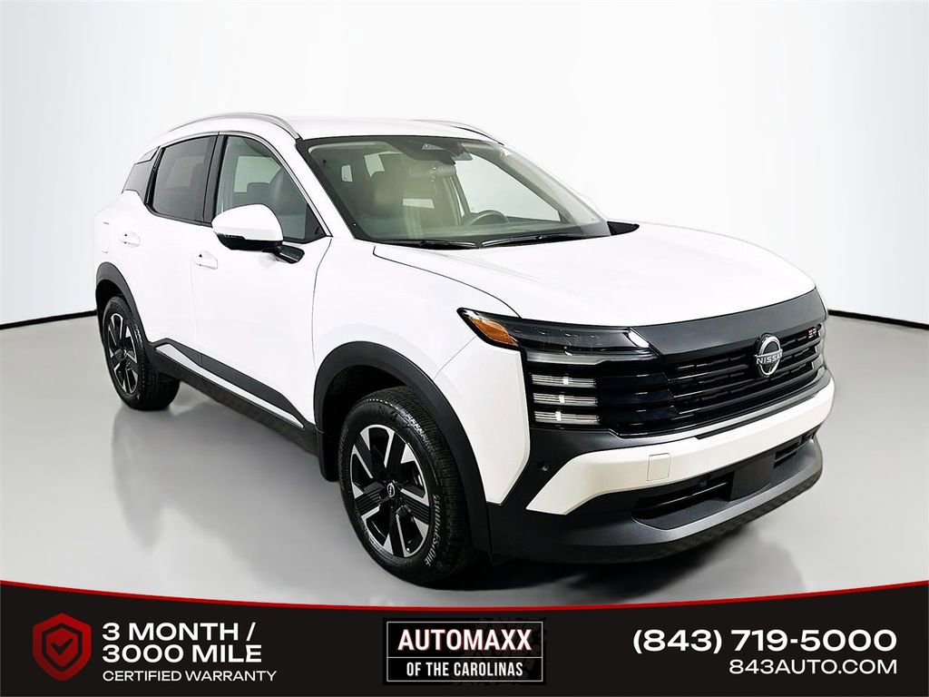 Used 2025 Nissan Kicks SR image 1