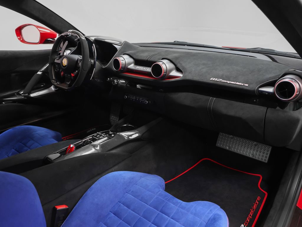 Used 2024 Ferrari 812 Competizione image 34