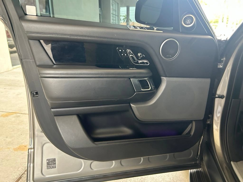 Used 2019 Land Rover Range Rover Supercharged AWD/4WD image 43