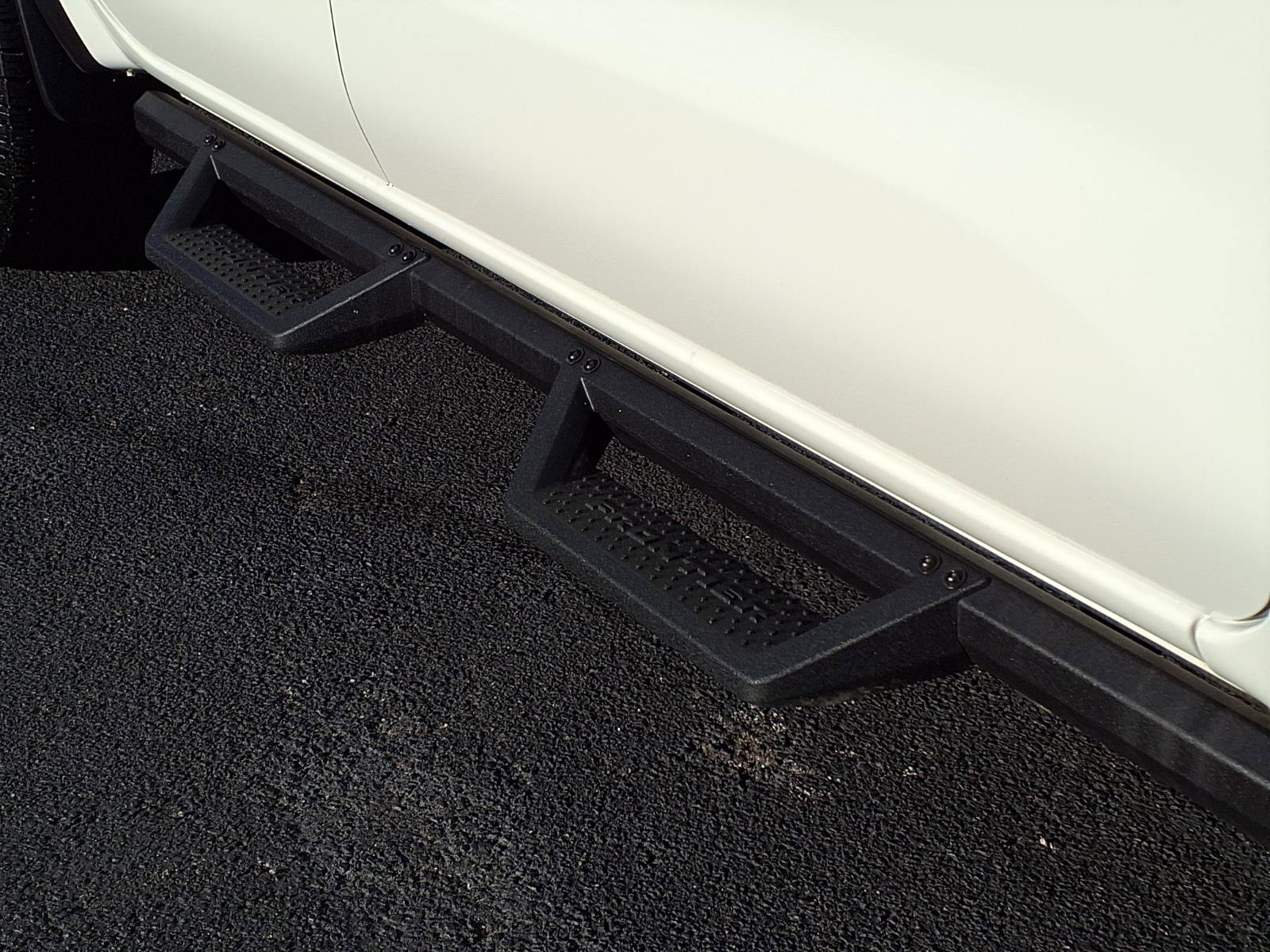 Used 2024 Nissan Frontier PRO-4X w/ Off-Road Protection Package image 28