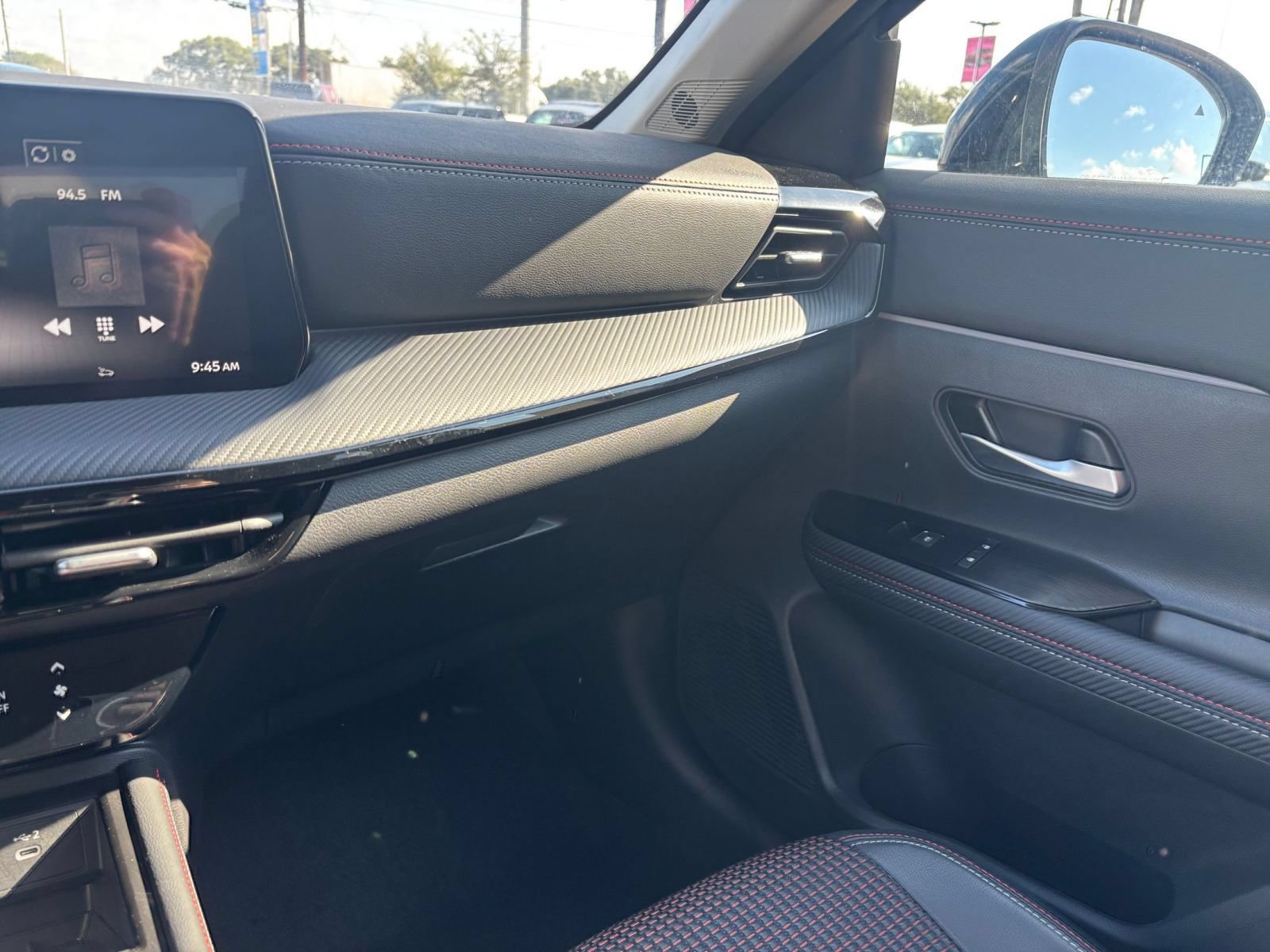 Used 2026 Nissan Kicks SR AWD/4WD image 33