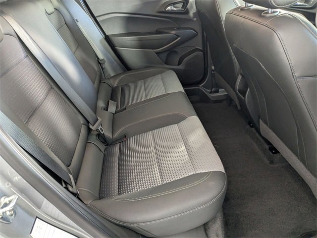 Certified 2025 Chevrolet Trax LT w/ LT Convenience Package image 28