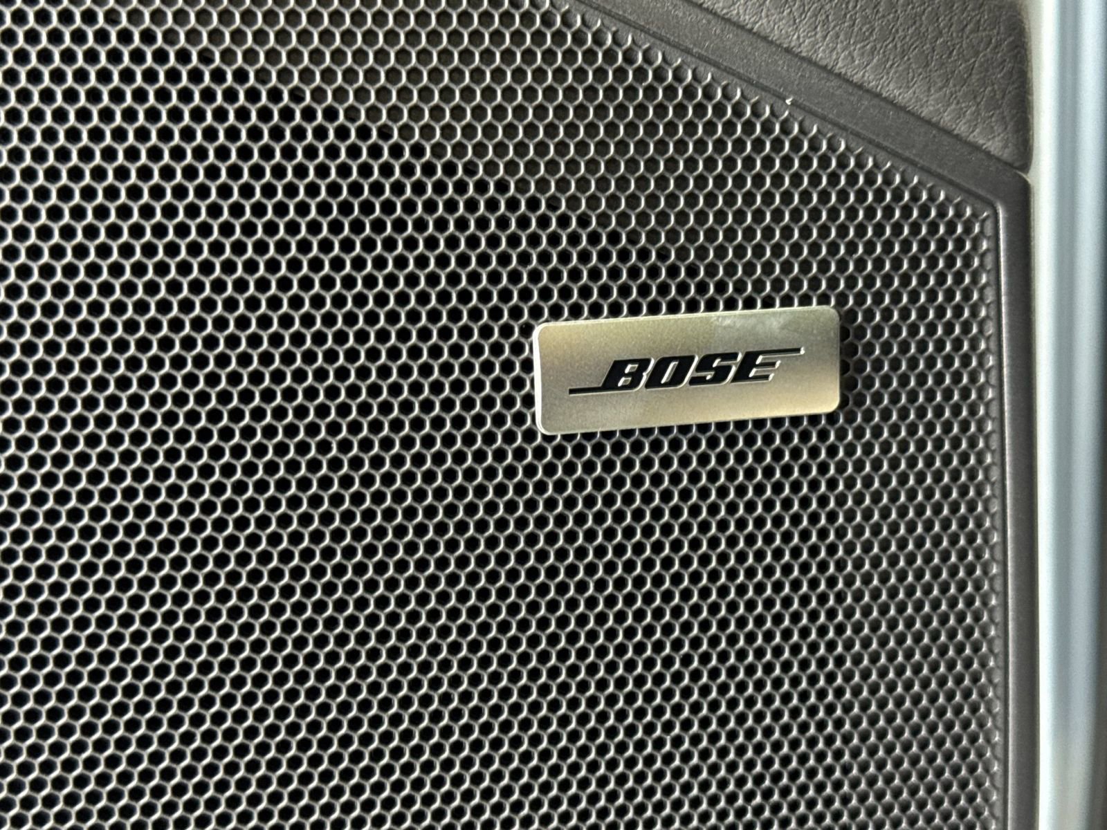 New 2026 Porsche Cayenne image 21