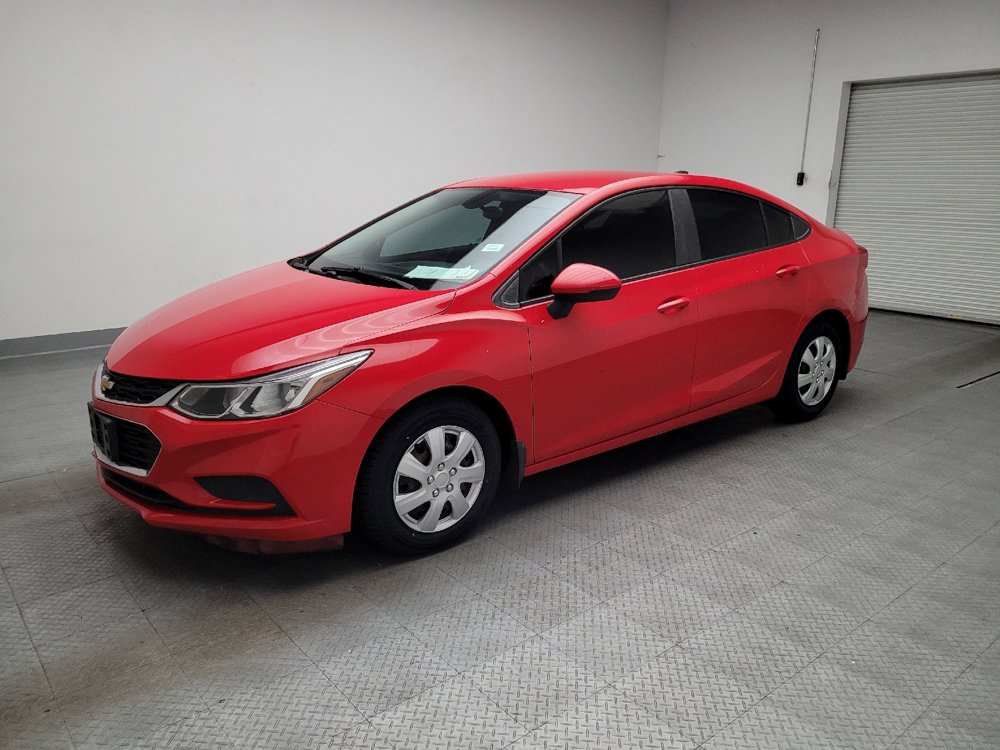 Used 2017 Chevrolet Cruze LS FWD image 2