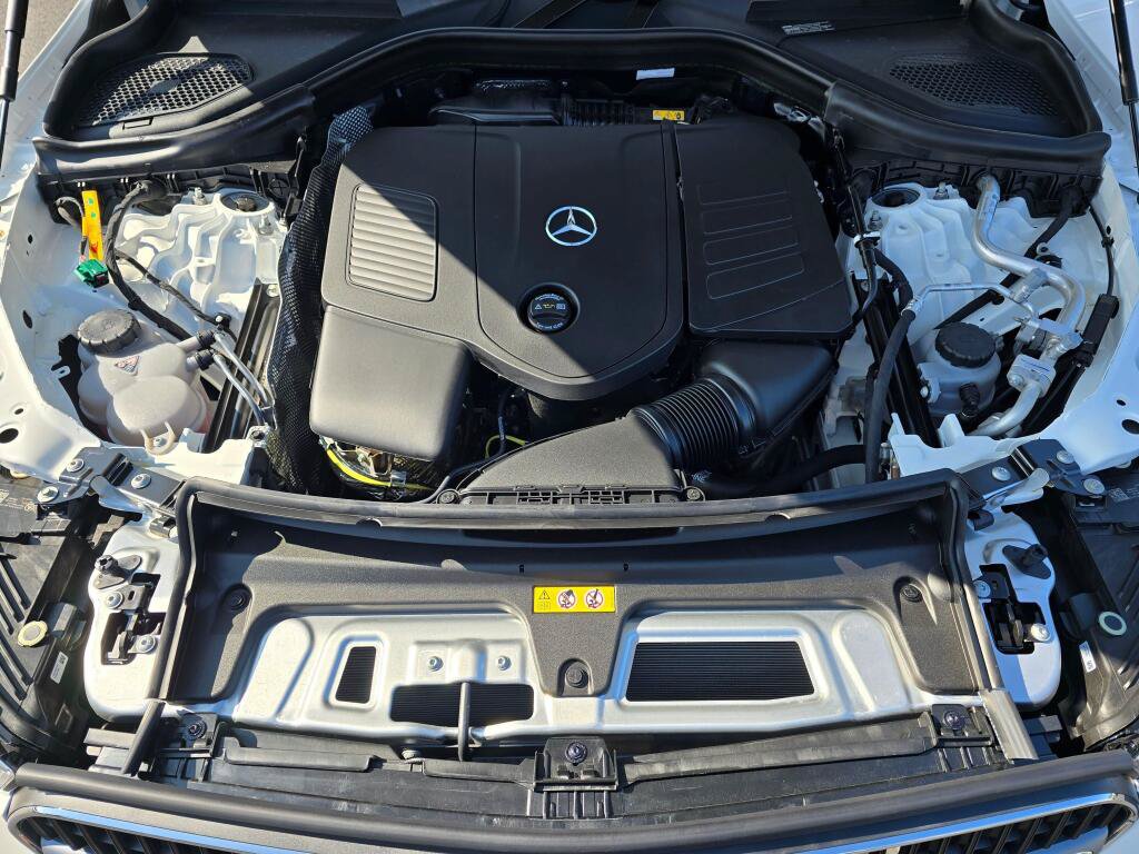 New 2026 Mercedes-Benz GLC 350e 4MATIC image 10