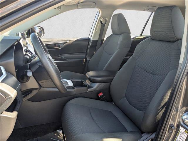 Used 2025 Toyota RAV4 LE image 16