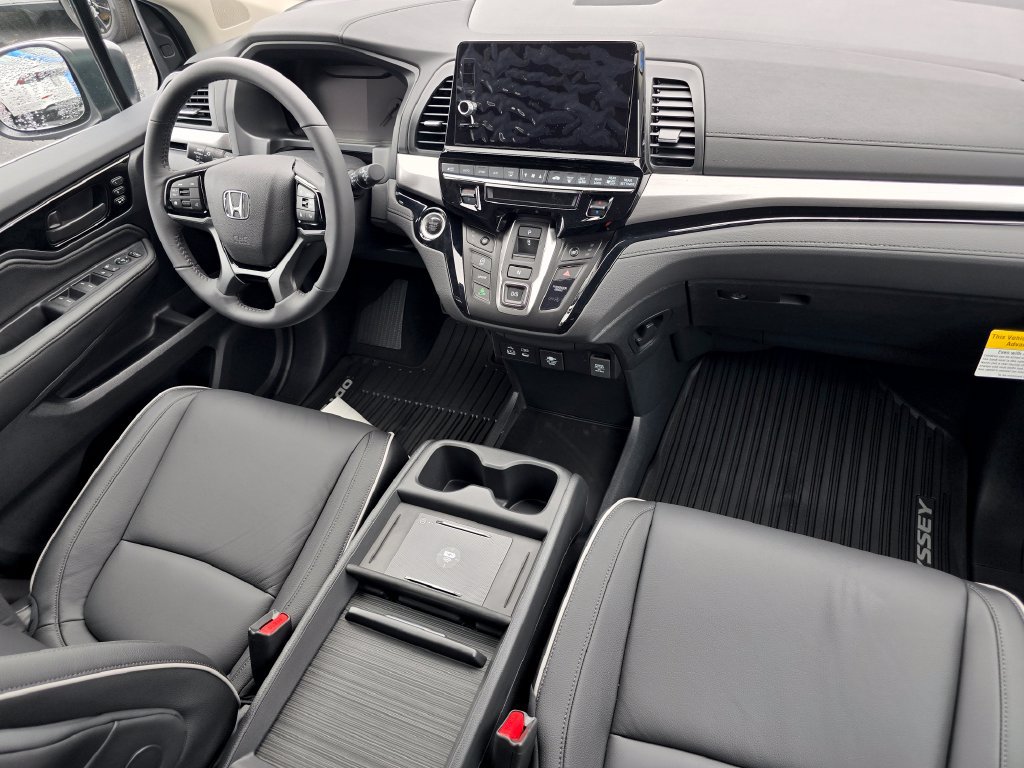 New 2027 Honda Odyssey Touring image 14