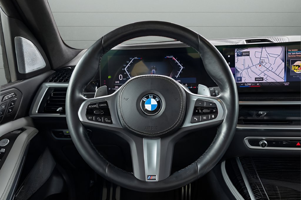 Used 2023 BMW X7 xDrive40i w/ Executive Package AWD/4WD image 32