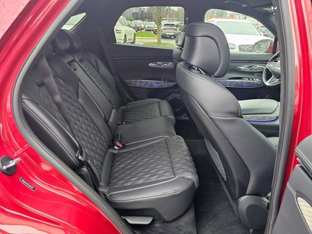 Certified 2025 Genesis GV70 3.5T Sport w/ Sport Advanced Package image 27