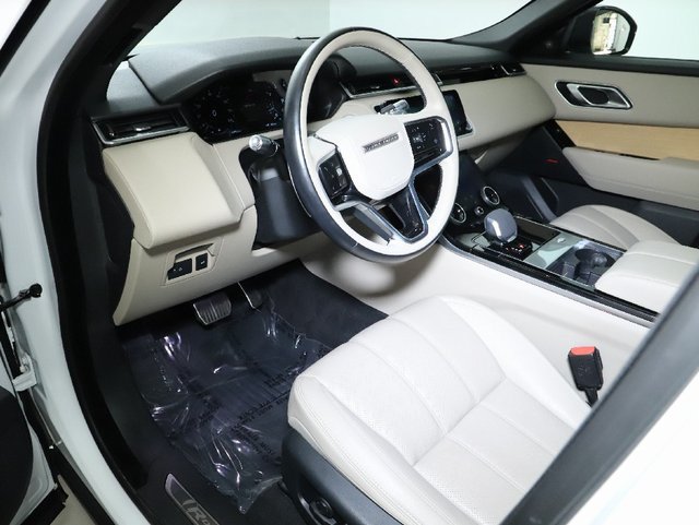 Used 2021 Land Rover Range Rover Velar R-Dynamic S AWD/4WD image 16