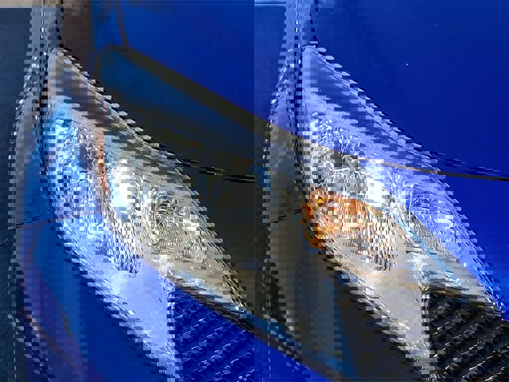 Used 2015 Nissan Versa Note SR w/ SR Convenience Package image 27