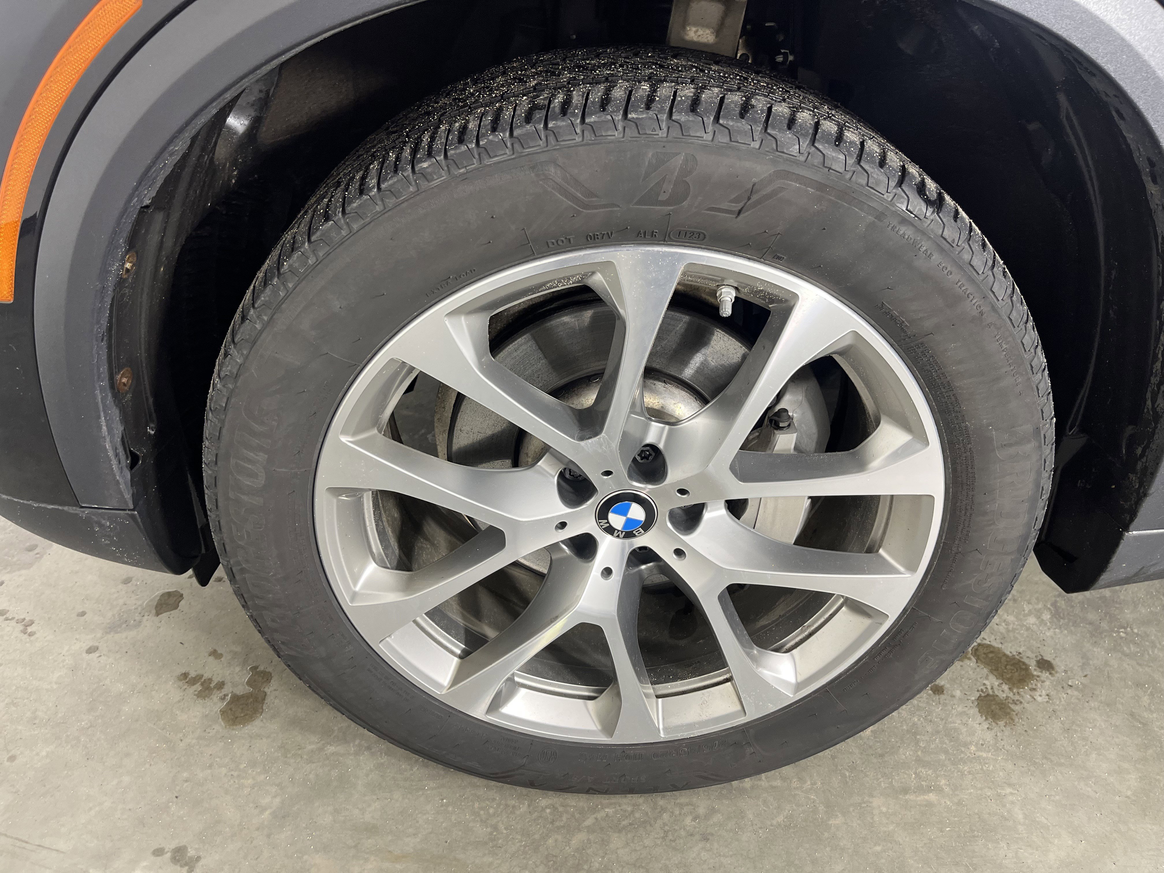 Used 2021 BMW X5 xDrive40i w/ Premium Package AWD/4WD image 26