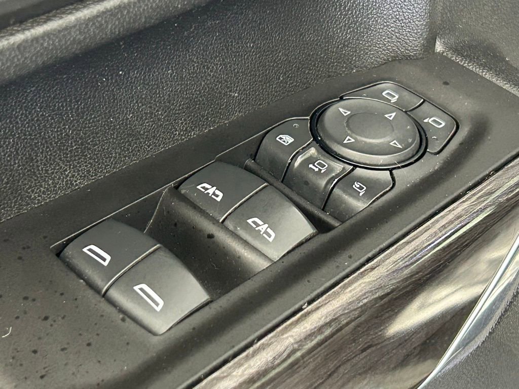 Used 2020 Chevrolet Silverado 2500 LTZ w/ LTZ Plus Package image 35