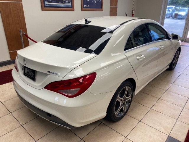 Used 2018 Mercedes-Benz CLA 250 4MATIC image 4