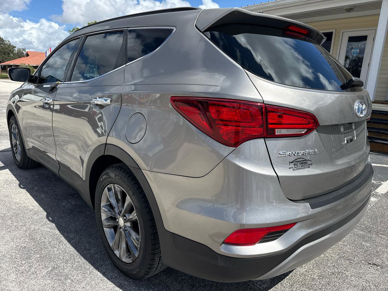 Used 2017 Hyundai Santa Fe Sport 2.0T image 3